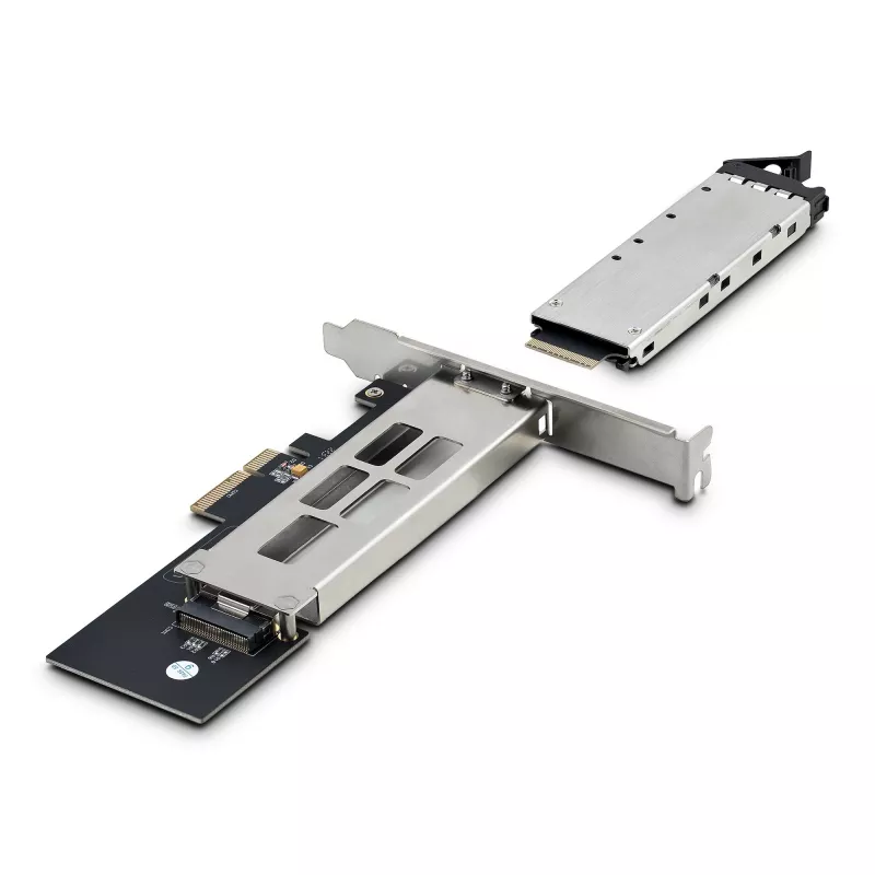 StarTech.com M.2 NVMe SSD zu PCIe x4 Mobile Rack/Backplane mit herausnehmbarem Einschub für PCI Express Erweiterungssteckplatz, werkzeuglose Installation, PCIe 4.0/3.0 Hot-Swap-Laufwerksschacht, Schlüsselschloss – 2 Schlüssel enthalten