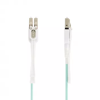 StarTech.com 8m (26.2 Fuß) LC zu LC (UPC) OM4 Multimode Glasfaserkabel mit Push-Pull-Laschen, 50/125 µm, 100G, biegeunempfindlich, geringe Einfügedämpfung – LSZH Glasfaser-Jumperkabel