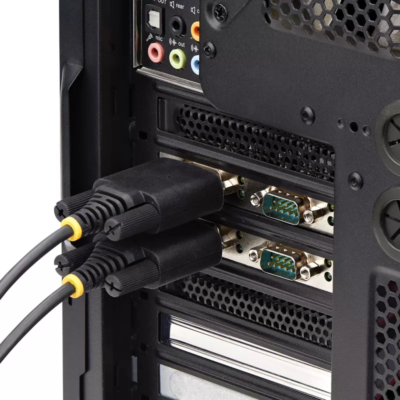 StarTech.com 4-Port Serielle PCIe-Karte, Quad-Port PCI Express auf RS232/RS422/RS485 (DB9) Serielle Karte, Low-Profile-Halterung inkl., 16C1050 UART, Windows/Linux, TAA-konform – ESD-Schutz Level 4