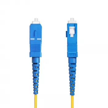 StarTech.com 100m SC zu SC (UPC) OS2 Singlemode Simplex Glasfaserkabel, 9/125µm, 40G/100G, biegeunempfindlich, geringe Einfügedämpfung, LSZH Glasfaser-Jumperkabel