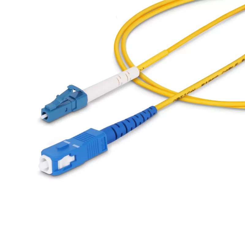 StarTech.com 3m LC auf SC (UPC) OS2 Singlemode Simplex Glasfaserkabel, 9/125µm, 40G/100G, biegeunempfindlich, geringe Einfügedämpfung – LSZH Glasfaser-Patchkabel