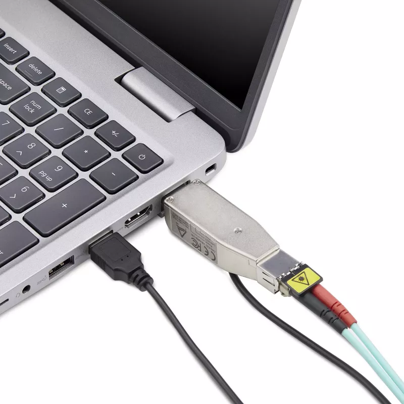 StarTech.com Gigabit Fiber zu RJ45 Ethernet Medienkonverter Dongle, optisch Singlemode 10 km/Multimode 800 m, USB-Stromversorgung, kompaktes Design, Metallgehäuse, Micro Mini, TAA