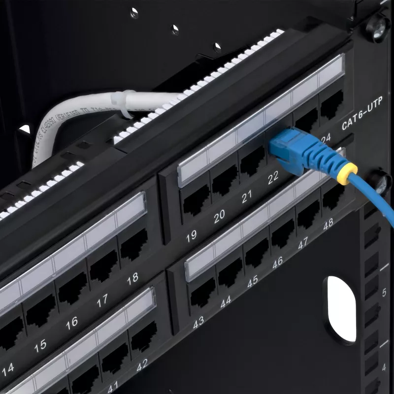 StarTech.com 48-Port 2U Rackmount Cat6 Patchpanel, RJ45, UTP, 110 Punch-Down, Cat 6 Ethernet Patchpanel für Netzwerk-Server-Rack