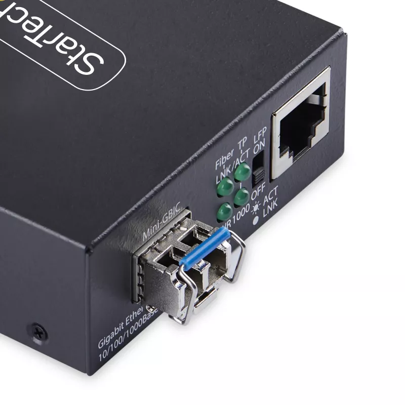 StarTech.com Gigabit Ethernet Kupfer-zu-Glasfaser Medienkonverter, SM LC, 40 km, 10/100/1000 Mbit/s, RJ45 auf LC, Vollmetall, 9K Jumbo-Frames, TAA-konform