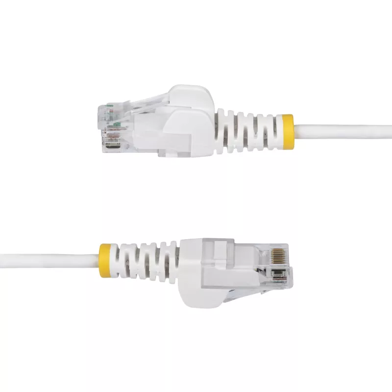 StarTech.com 25 cm weißes schlank CAT6 Ethernet-Kabel, rastnasenschutz, 100 W PoE, UTP, LSZH, 28AWG reine blanke Kupferleitung, schlank RJ45 Netzwerk-Patchkabel mit Zugentlastungen, einzeln getestet