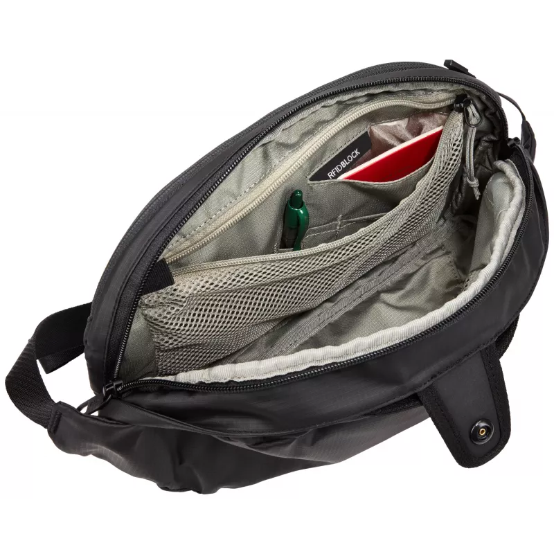 Thule Tact TACTWP05 Polyester Schwarz Junge Crossbody-Tasche