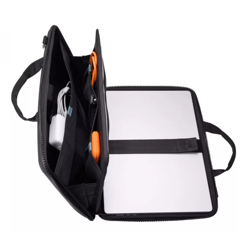 Laptop-Tasche Thule Gauntlet 16 für 16-Zoll MacBook, schwarz, verstärkte Hülle und schützender Reißverschluss