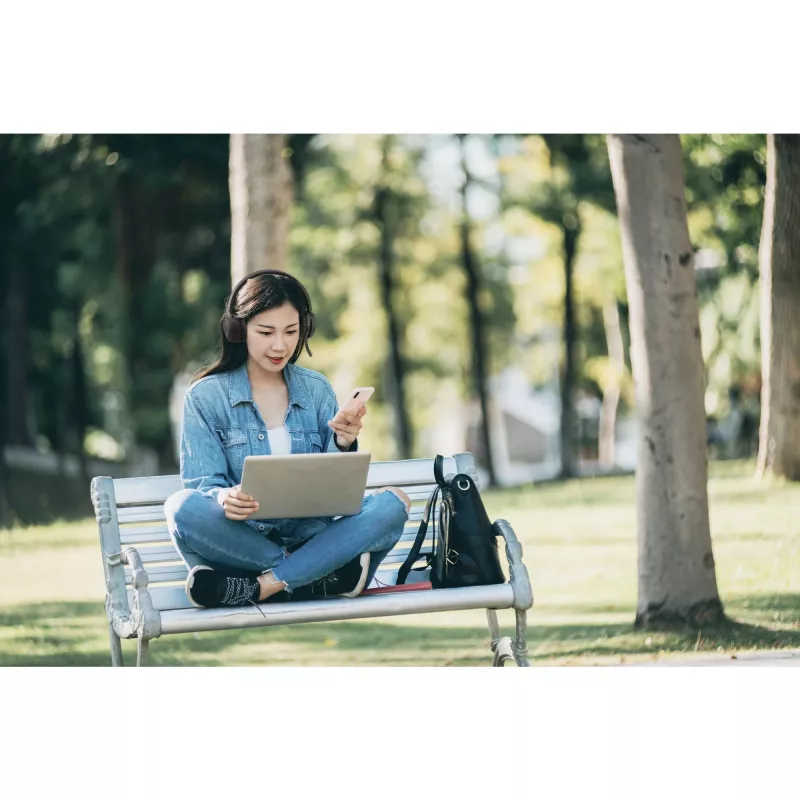 Kensington H1050 EQ Bluetooth On-Ear-Headset mit Umgebungsgeräuschunterdrückungstechnologie