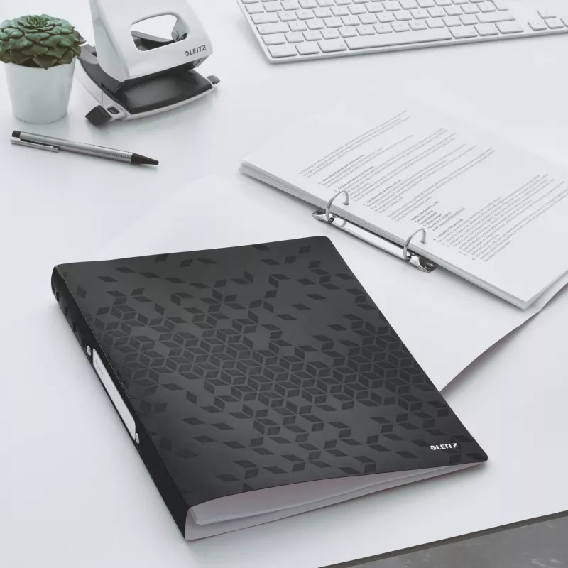 Leitz Ringbinder WOW PP A4 2RR/25mm, A4, Rundring, Polypropylen (PP), Schwarz, 190 Blatt, 80 g/m²