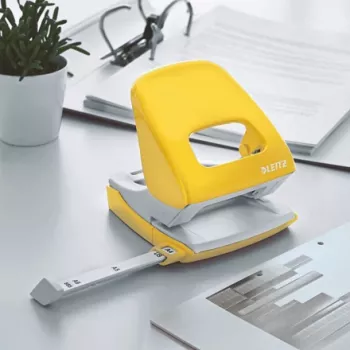 Leitz NeXXt Locher WOW 5008 Metall 2-fach / 30 Blatt, 30 Blatt, Gelb, Metall, 8 cm, 5,5 mm, A4, A5, A6, Folio, US-Quart, 8 x 8 x 8 cm