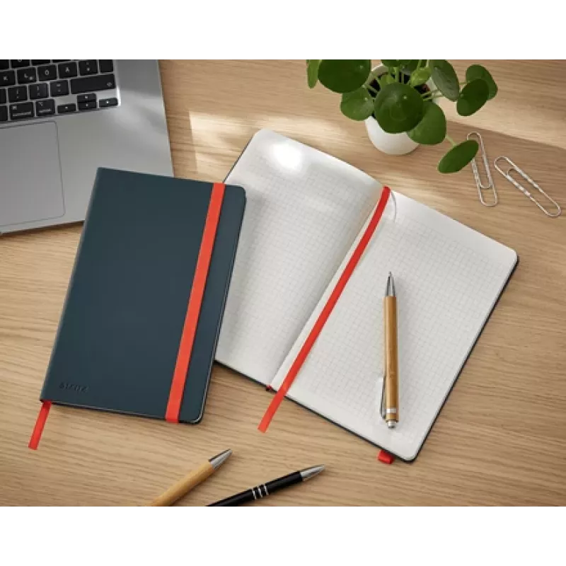 Leitz Cosy Notebook Soft Touch kariert mit Hardcover, Monochromatisch, Schwarz, A5, 80 Blatt, Matt, 100 g/m²
