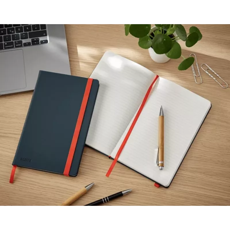 Leitz Cosy Notebook Soft Touch liniert mit Hardcover, Einfarbig, Schwarz, A5, 80 Blatt, Matt, 100 g/m²