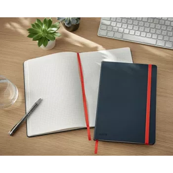 Leitz Cosy Notizbuch Soft Touch kariert mit Hardcover, monochromatisch, Schwarz, B5, 80 Blatt, Matt, 100 g/m²