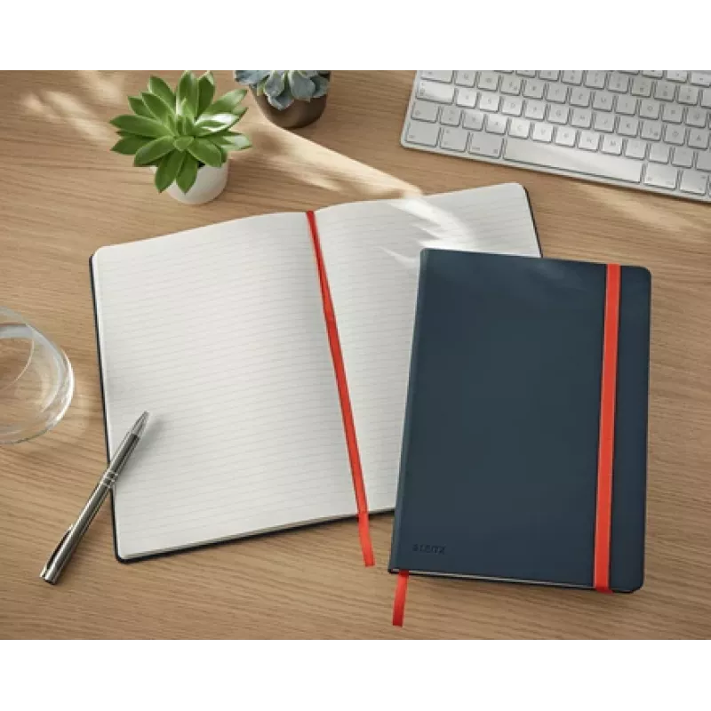 Leitz Cosy Notizbuch Soft Touch liniert mit Hardcover, Monochromatisch, Schwarz, B5, 80 Blatt, Matt, 100 g/m²