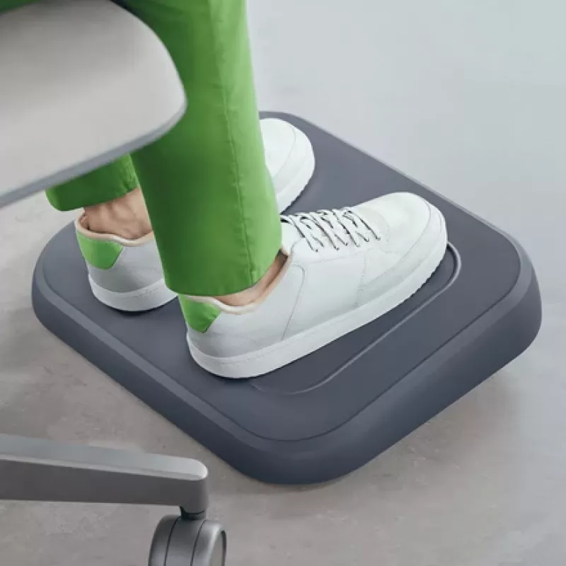 Leitz Ergo verstellbare Schreibtisch-Fußstütze, 80 % recyceltes Plastik, Grau, recyceltes Plastik, 34 cm, 42 cm, 340 mm, 420 mm