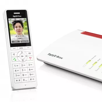 DECT-Schnurlostelefon FRITZ X6 Weiß International — Freisprecheinrichtung, Anrufbeantworter, 100-Einträge-Telefonbuch