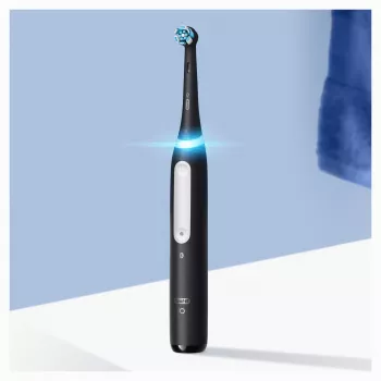Oral-B iO 4 Erwachsenen-Rotationszahnbürste Schwarz