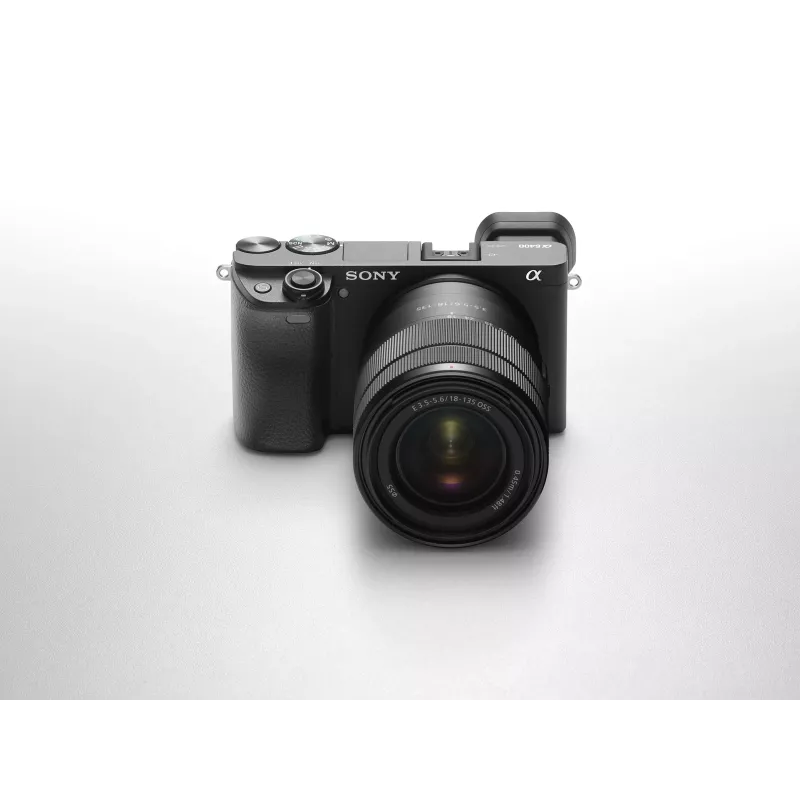 Sony α 6400 + SEL18135 MILC 24,2 MP CMOS 6000 x 4000 Pixel Schwarz