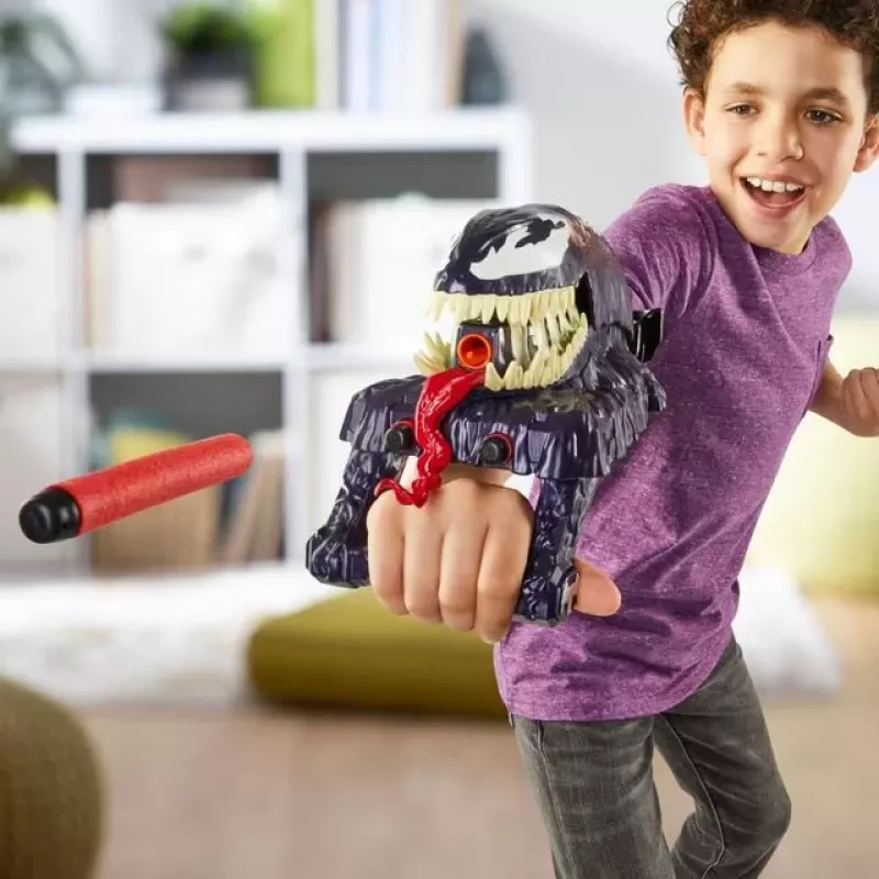 Spielzeug-Handschuh-Blaster Hasbro Marvel Spider-Man Venom Strike Blaster Violett