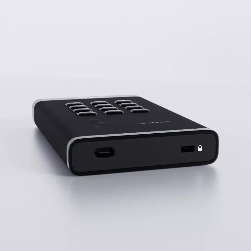 iStorage diskAshur³ 4 TB Schwarz | Sichere tragbare Festplatte | FIPS 140-3 Level 3 konform | Common Criteria EAL 5+ | PIN-geschützt | AES-XTS 256-Bit-Hardwareverschlüsselung | DSGVO, TAA-konform | Staub-/Wasserbeständig |