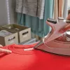 DYMO LetraTag Aufbügelbare Stoffetiketten | Original | 12 mm x 2 m Rolle | Schwarzer Druck auf Weiß | Aufbügelbare Kleidungsetiketten Ideal für Uniformen/Kinderkleidung | für LetraTag Drucker