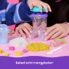 Kinetic Sand, Smoothie-Mixer-Spielset, Osternest-Füller, enthält 14 oz formbaren Spielsand, Werkzeuge und Eis-am-Stiel-Form, Spiellebensmittel-Spielzeug