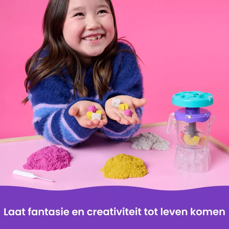 Kinetic Sand, Smoothie-Mixer-Spielset, Osternest-Füller, enthält 14 oz formbaren Spielsand, Werkzeuge und Eis-am-Stiel-Form, Spiellebensmittel-Spielzeug