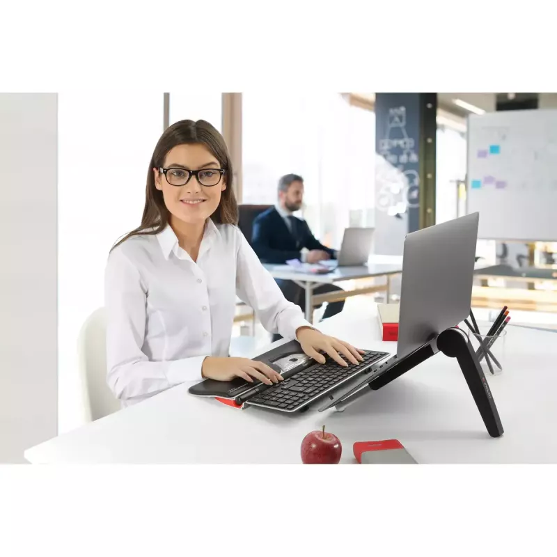 Contour RollerMaus Red Plus WL Travel Kit — kabellos RF, Full-Size-Tastaturformfaktor, schwarz, inklusive Maus und Handgelenkauflage