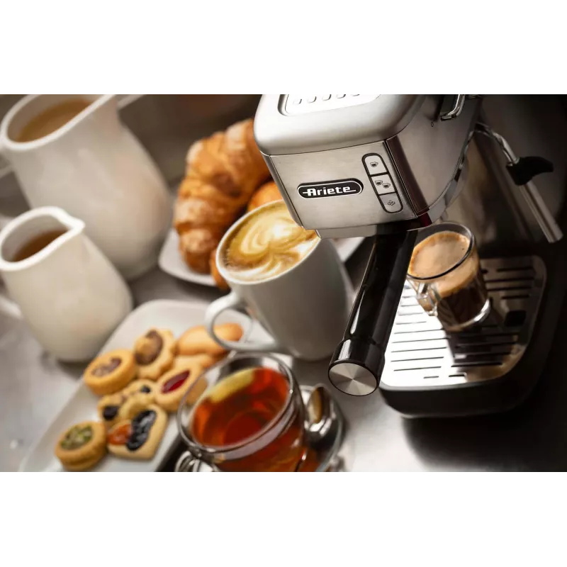 Ariete 1380 Metal Kaffeemaschine, geeignet für Kaffeepulver und ESE-Pads, 1300 W, 1,1 l Tankvolumen, 15 bar Druck, ½-Tassen-Filter, Cappuccinatore, Silber