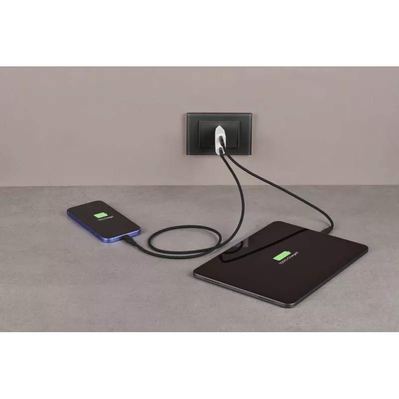 Cellularline GAN Wandladegerät 2xUSB-C 30W PD 2xUSB-C 30W PD Wandladegerät mit GaN-Technologie