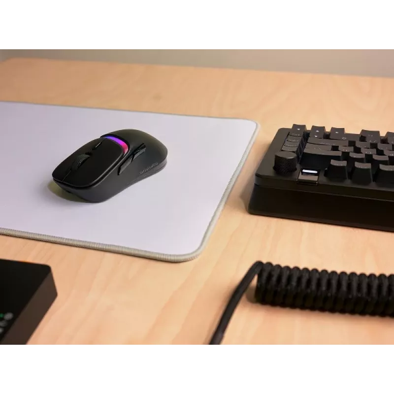 Glorious Gaming Model D3 Wireless Gaming-Maus – InfinitePlay Wechselakku-System, 8k Polling, optische Schalter mit 130M Klicks, ultraleicht 69g, optischer 30K-DPI-Sensor, RGB – Schwarz