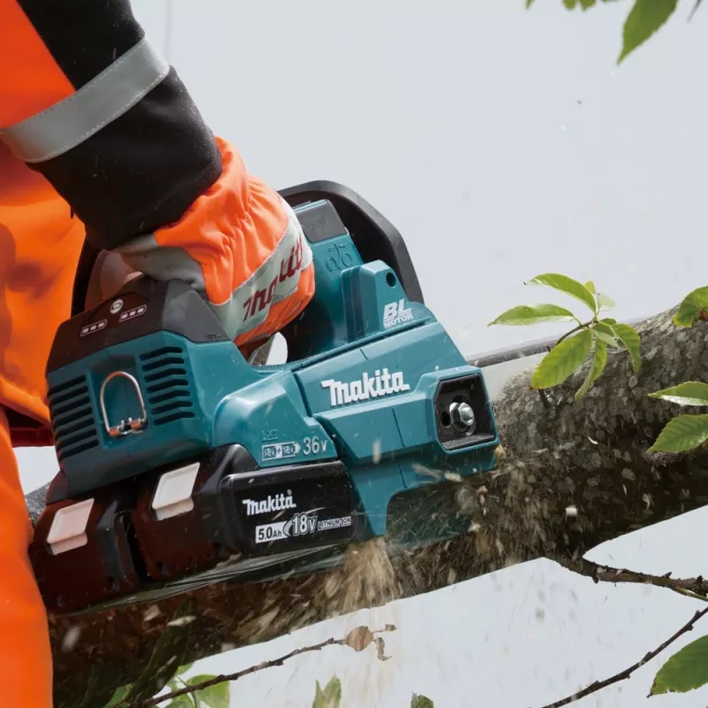 Top-Handle-Akku-Kettensäge DUC256Z, 36Volt (2x18V) Blau/Schwarz, ohne Akku und Ladegerät