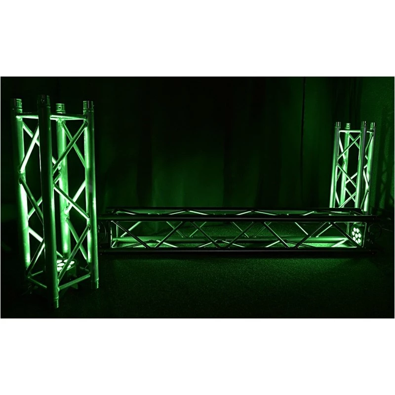LIGHT4ME PENTA PAR 8x12W MKII RGBWA- RGB LED-Scheinwerfer