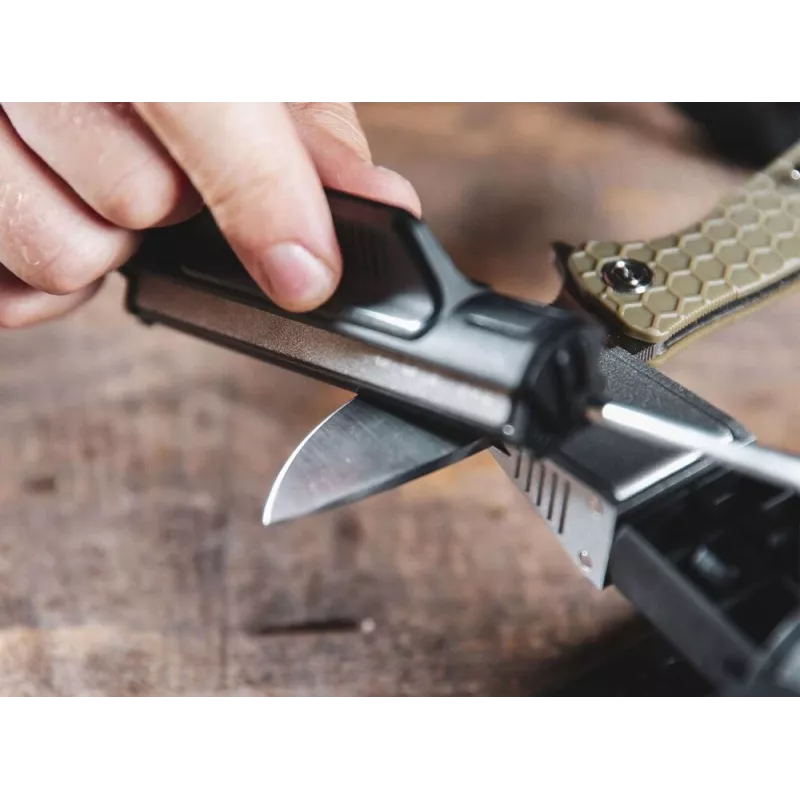 Durchzieh-Messerschärfer Work Sharp Precision Adjust Elite 09DX066 — einstellbarer Winkel, Diamantsteine, Lederfinish, Nylongehäuse