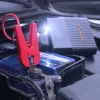 4smarts Fahrzeug-Starthilfe 456312 — 300 A Startstrom, 2 A Ausgang, 16,6 V Batterie, Schwarz