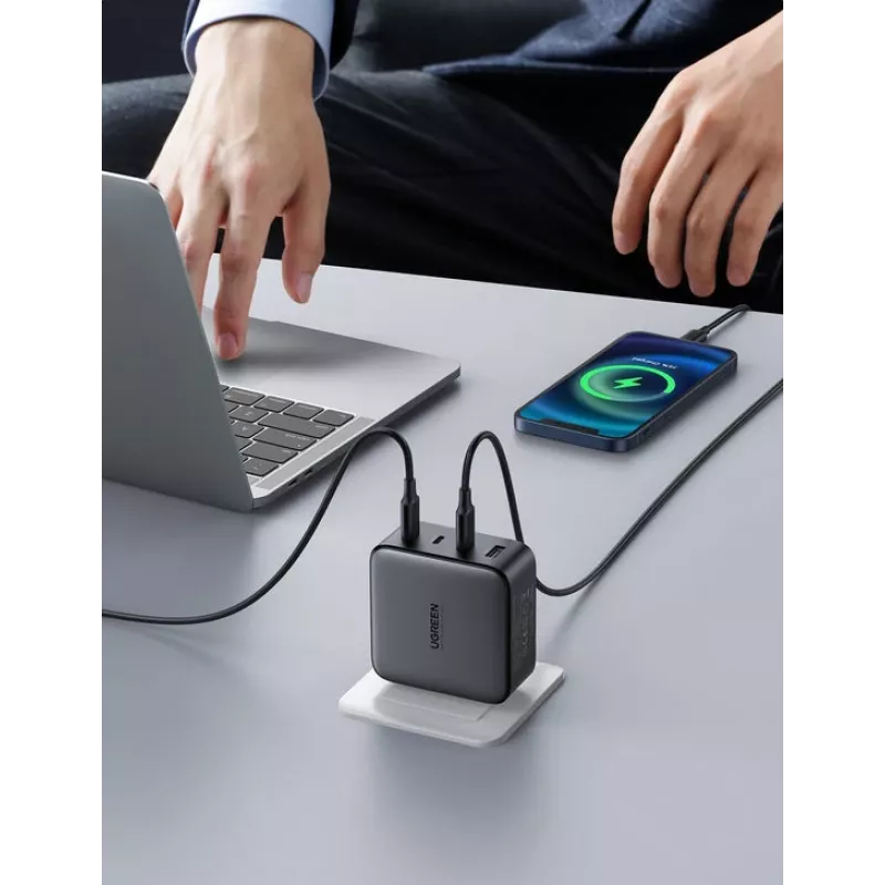 Ladegerät Ugreen Nexode 100W GaN USB-C USB-A Schnellladung 3 Ports
