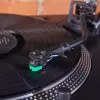Audio-Technica AT-VM95E/H Tonabnehmer mit AT-HS6BK Headshell vormontiert (schwarz/grün)