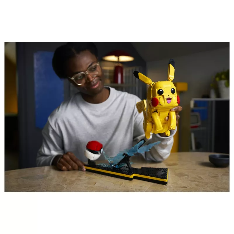 72152 Pokémon Pikachu und Pokéball
