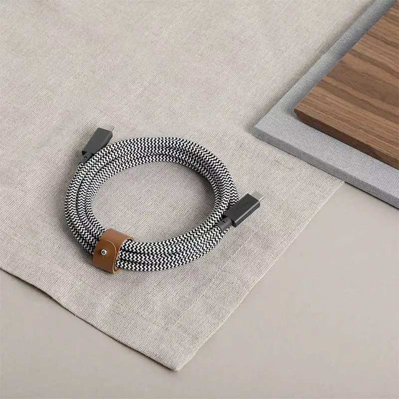 Native Union Belt Cable Pro USB-C auf USB-C, 2,4 m, LED-Anzeige, Rose