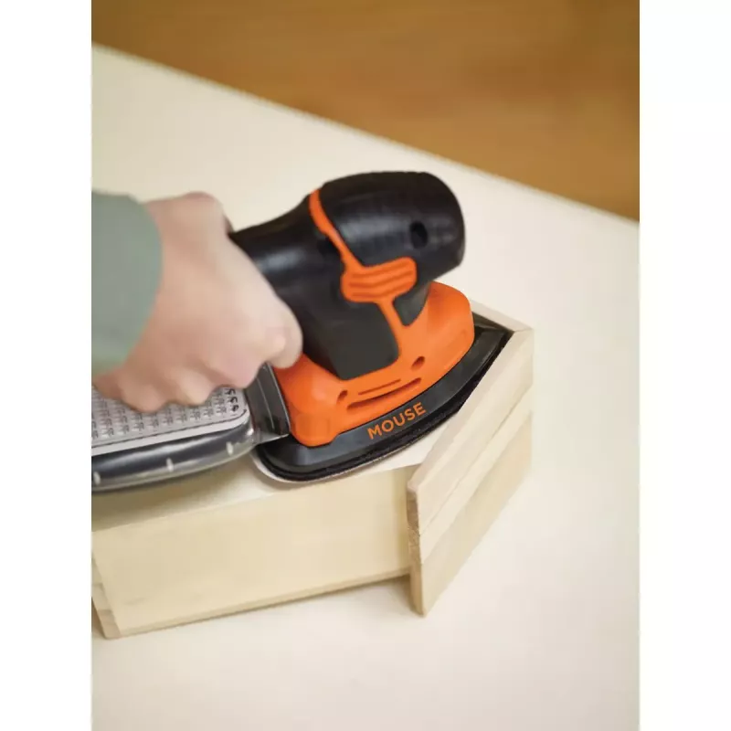 Tragbarer Schwingschleifer Schwarz & Decker KA2000-QS
