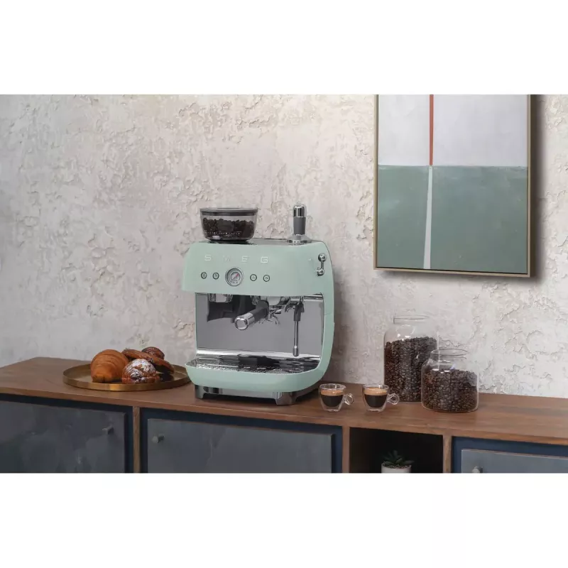 Espressomaschine Smeg 2,4 L EGF03PGEU