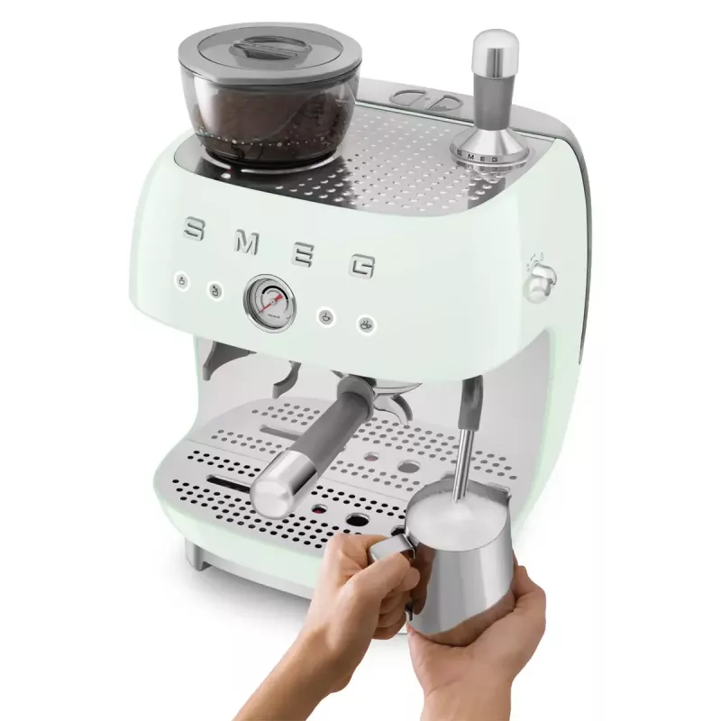 Espressomaschine Smeg 2,4 L EGF03PGEU