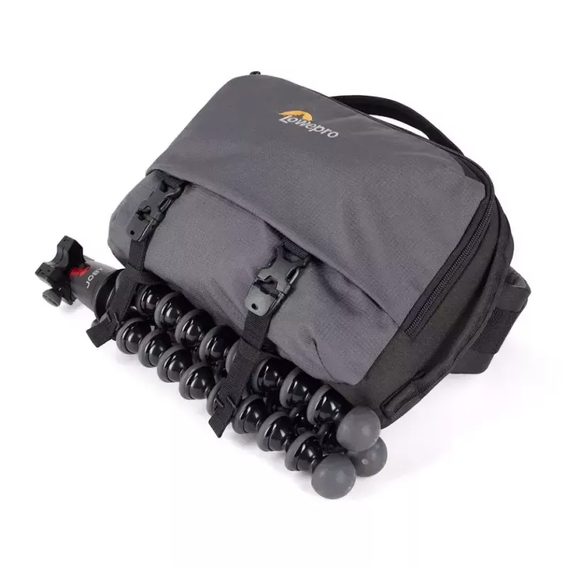 Sling-Tasche Lowepro LP37468-PWW Grau Schultergurt 1 Außentasche