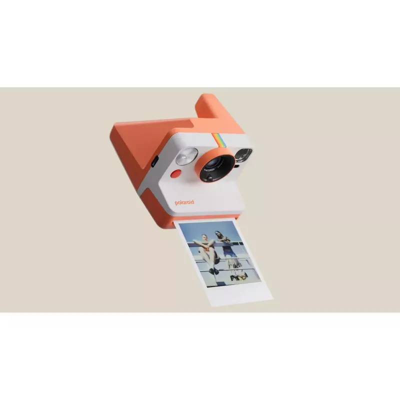 Sofortbildkamera POLAROID Now Gen 3 Coral 9156 – analoge Sofortbildkamera, Farbe Coral
