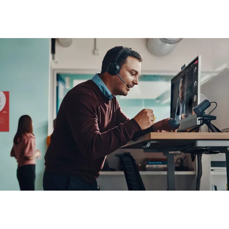 Poly Voyager Focus 2 Microsoft Teams-zertifiziertes USB-A-Headset