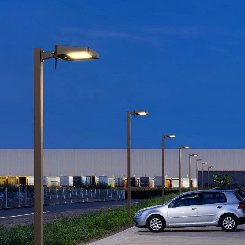 Glovii Autarke solarbetriebene LED-Straßenleuchte mit App-Steuerung, PIR-Sensor und hohem Lichtstrom