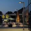 Glovii Autarke solarbetriebene LED-Straßenleuchte mit App-Steuerung, PIR-Sensor und hohem Lichtstrom