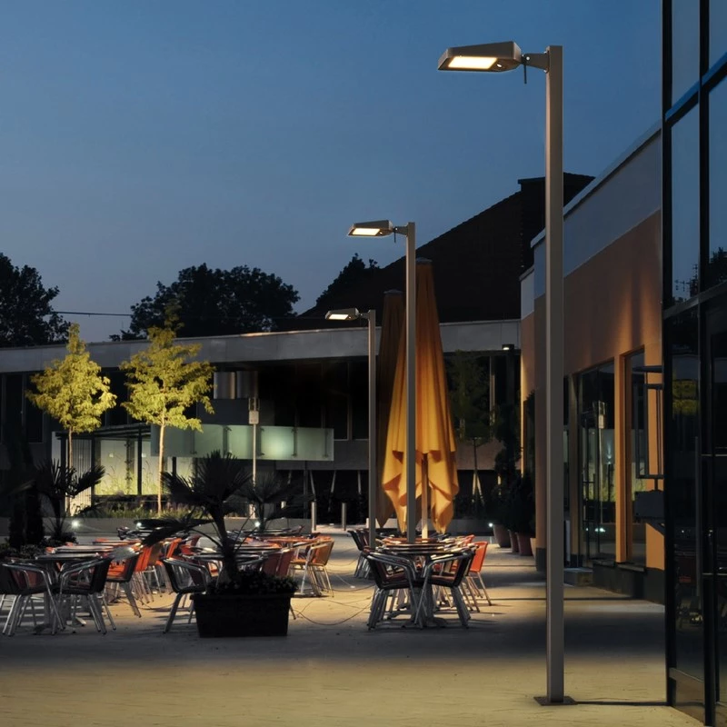 Glovii Autarke solarbetriebene LED-Straßenleuchte mit App-Steuerung, PIR-Sensor und hohem Lichtstrom