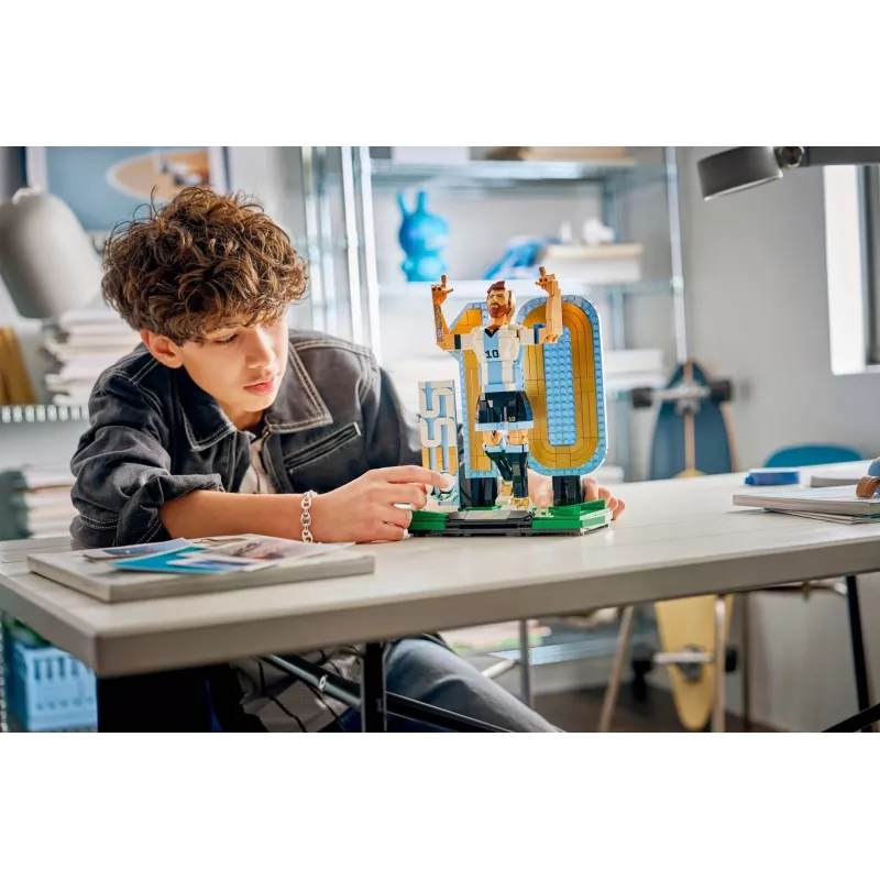 LEGO Editions Sports 43015 Lionel Messi — Fußballlegende