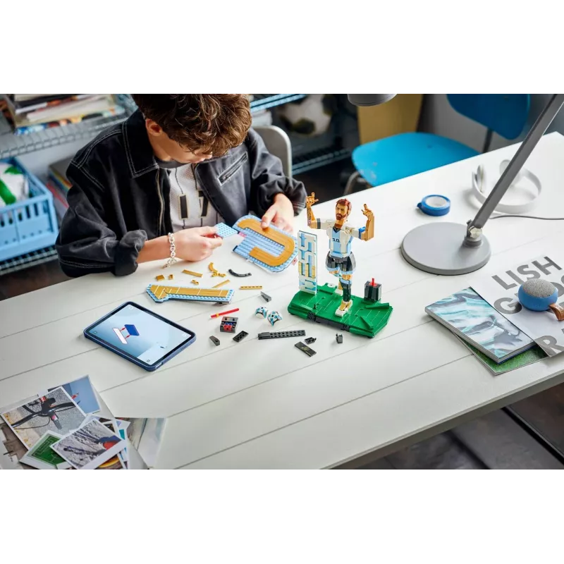 LEGO Editions Sports 43015 Lionel Messi — Fußballlegende